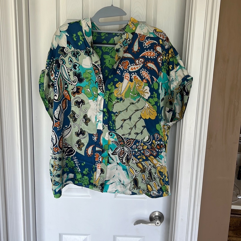 Ladies Shein XL NWOT Top